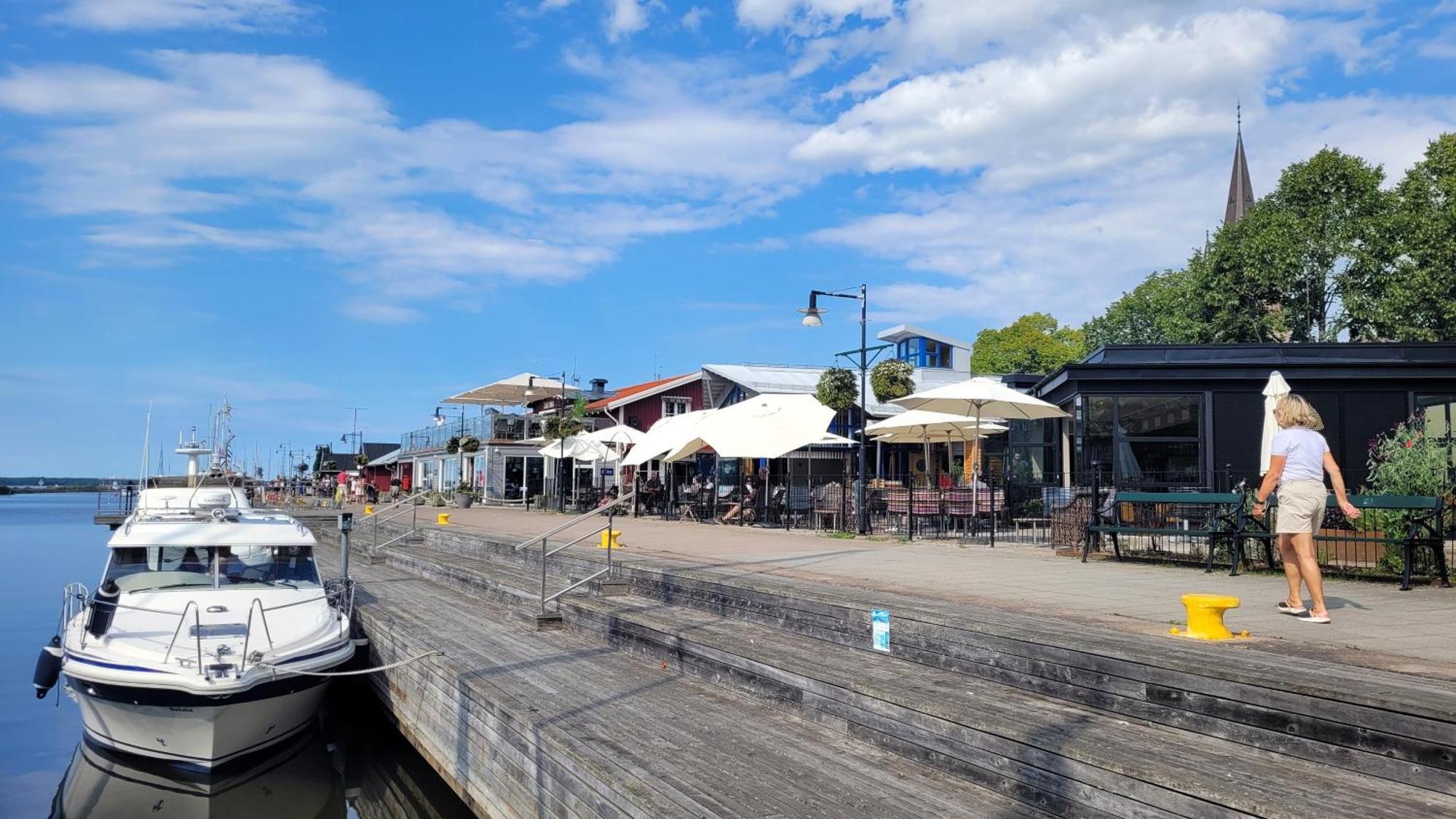 Vaenerport Lakefront Hotell Mariestad Exterior foto