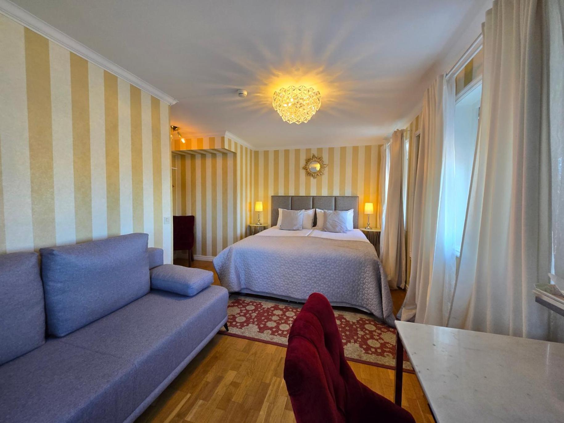 Vaenerport Lakefront Hotell Mariestad Exterior foto